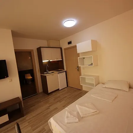 Premium Hotel 4*